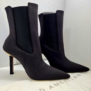 Good American Chocolate Brown Heeled Boots with Gold Accent 7.5